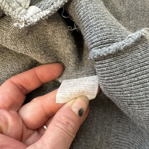 Vintage Jantzen Gray Cardigan Sweater 100% Orlon Acrylic Size Large USA Unisex - Picture 4 of 9